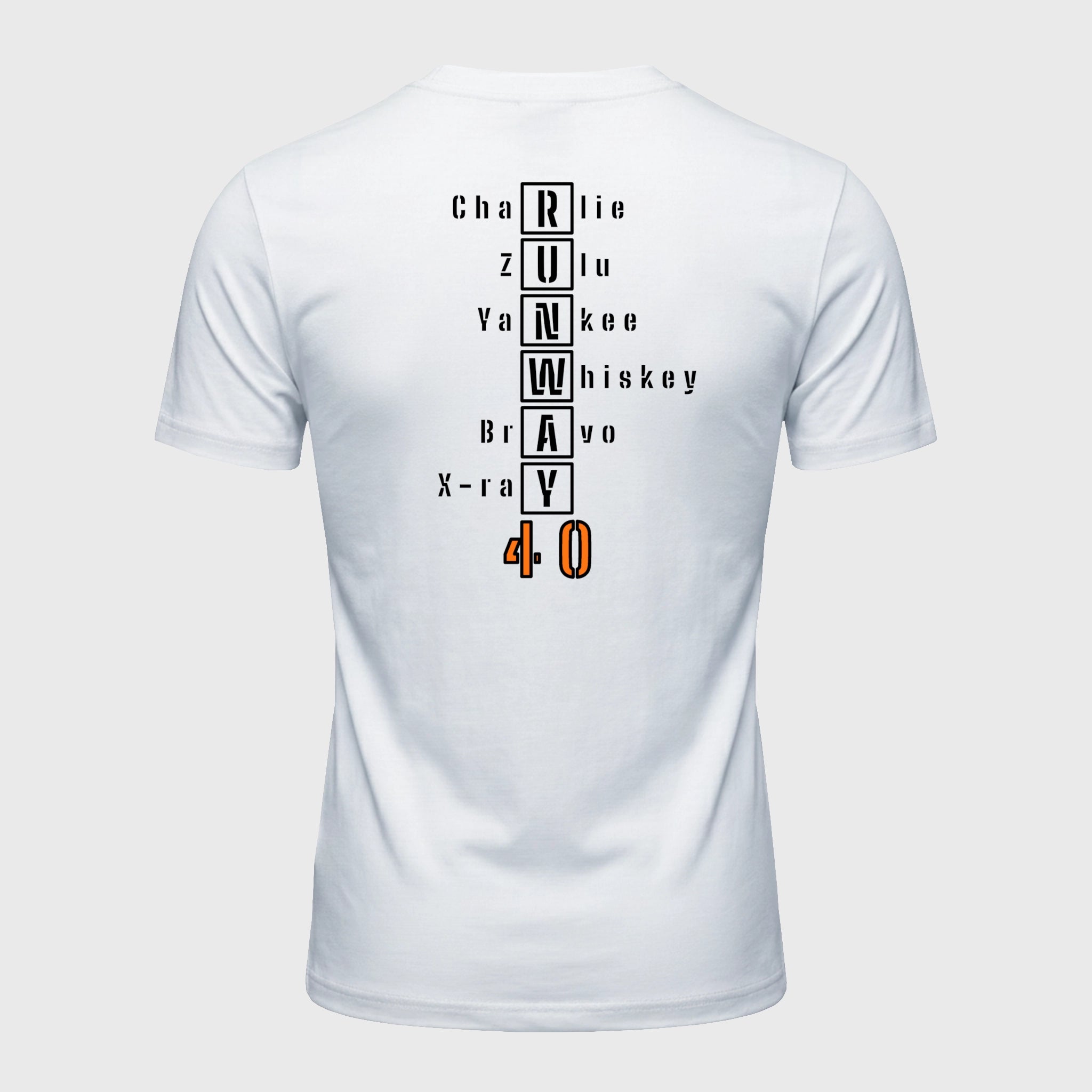 RUNWAY 40 - Maglia Echo Cipher - Design aviazione con codici aeronautici, qualità premium per piloti.